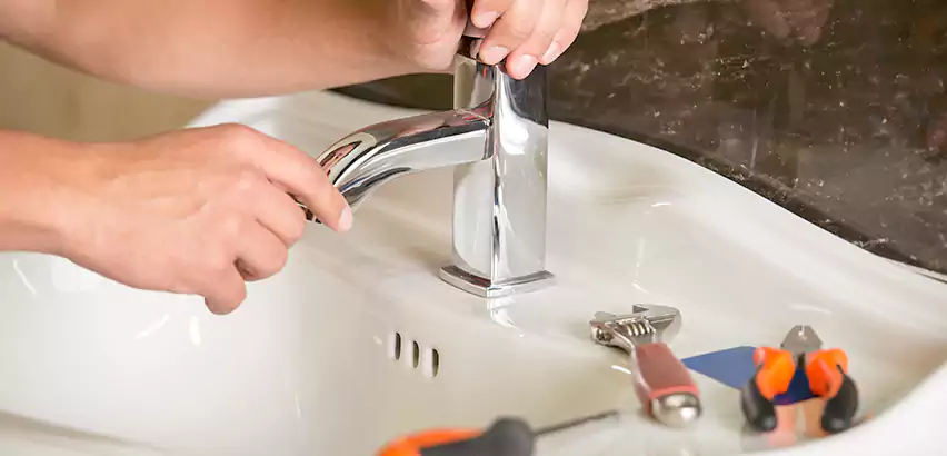 Bathtub Faucet Replacement in Rowlett