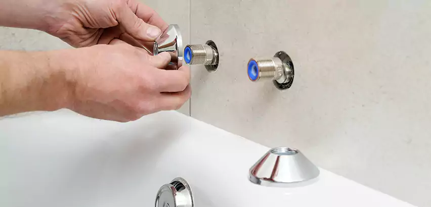 Bathtub Faucet Diverter Replacement in Rowlett